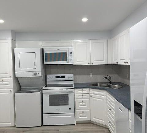 5th image of 501 SW 11th #211