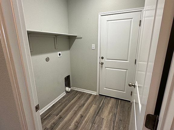 4th image of 702 Arboredge Dr