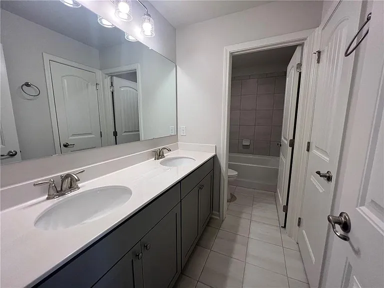 7214 Whitewater Dr — Photo 19