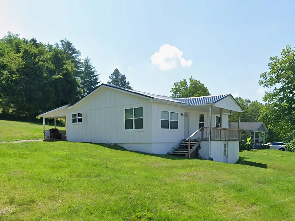 6624 Midland Trail Rd