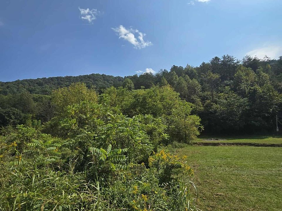 2nd image of 621 Butcher Valley Rd