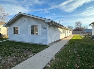 1203 S 4th St, Norfolk, NE 68701