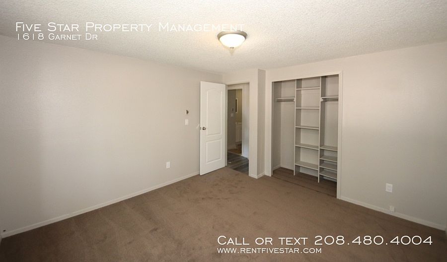 2nd image of 1618 Garnet Dr