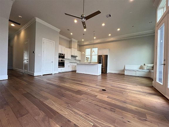 5th image of 3304 Timbergrove Heights St