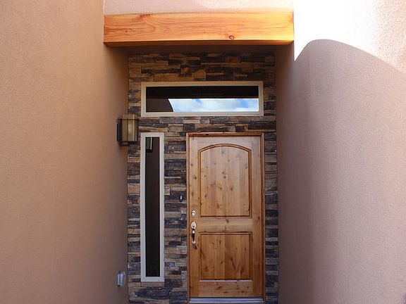 3rd image of 5920 Mesa Vista Trl NW