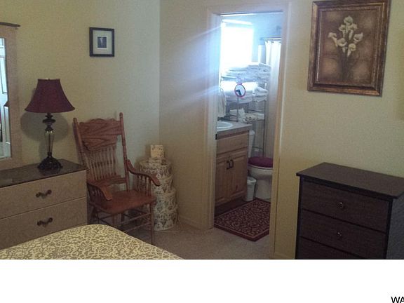 5th image of 220 Geronimo Blvd