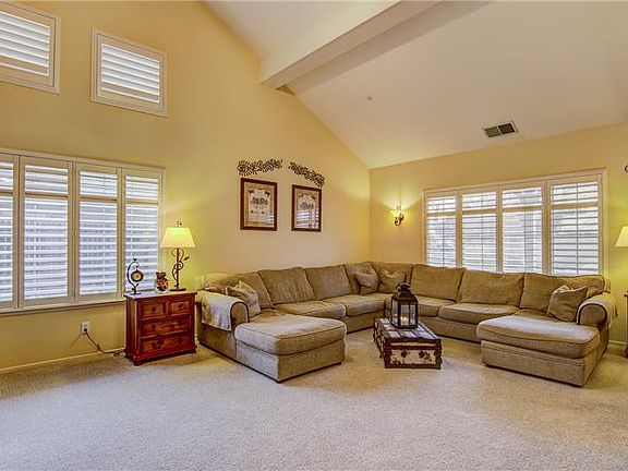 3rd image of 955 Bourn Dr