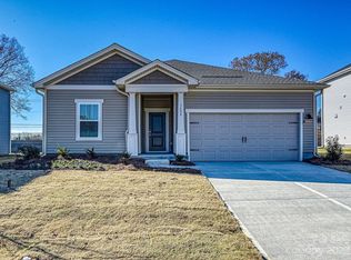 1608 Baymont Ct, Stanley, NC 28164