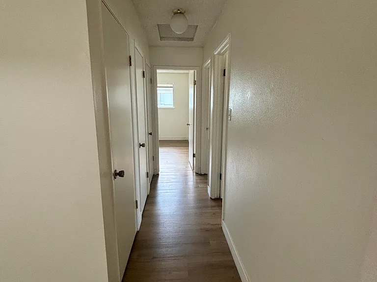 611 Oakwood Dr — Photo 9