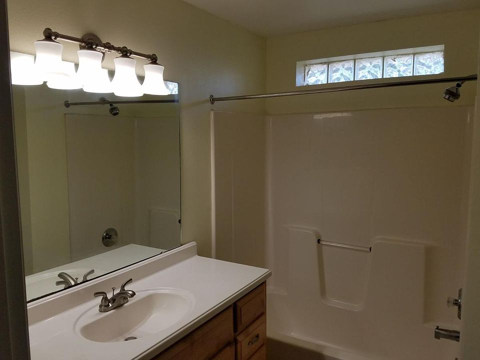 1st image of 349 Windford Ct