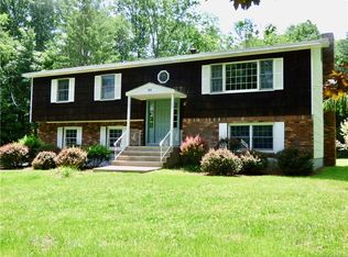 59 Waterbury Rd, Warwick, NY 10990