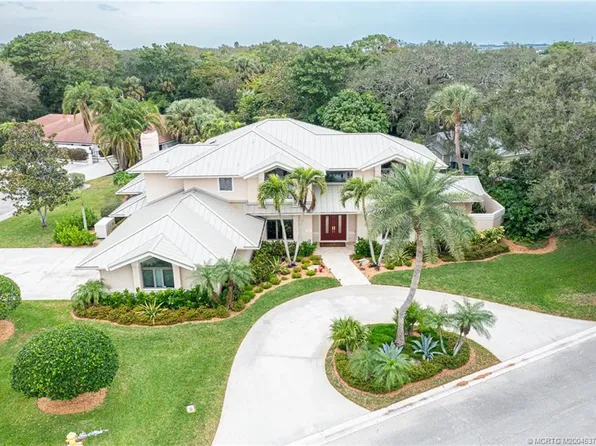 110 Hillcrest Ter, Sewalls Pt, FL 34996