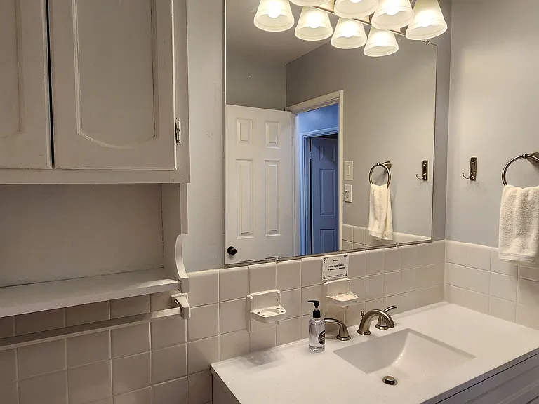 Bathroom 2