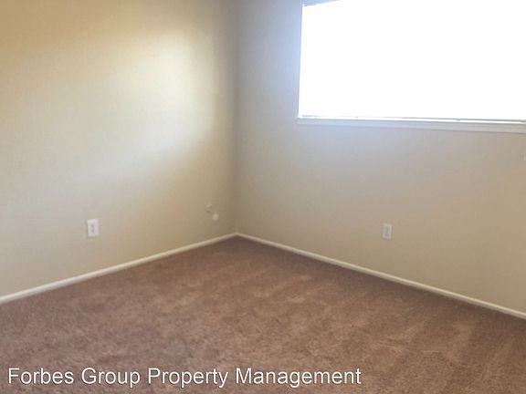 4th image of 238 Erie Way #8