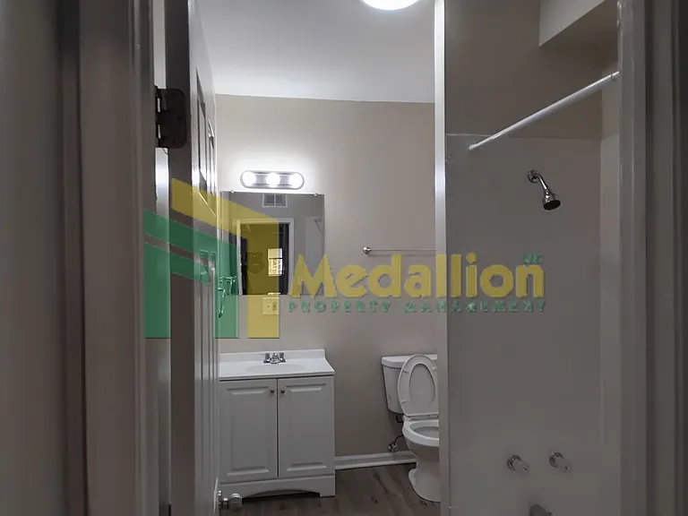 1241 N Ashland Ave #2 — Photo 13