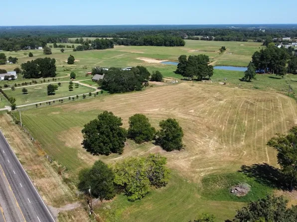 N Highway 271, Pittsburg, TX 75686