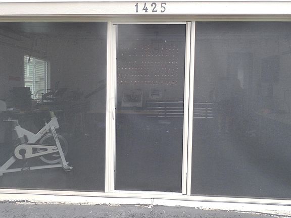5th image of 1425 Valley Dr