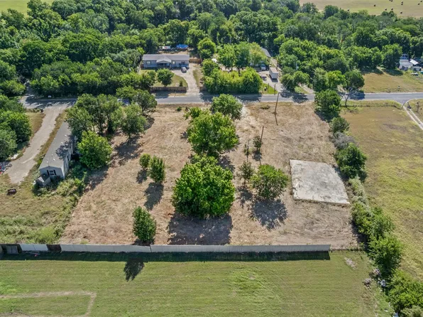 150 River Rd, Liberty Hill, TX 78642
