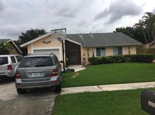 9271 Edgemont Ln, Boca Raton, FL 33434