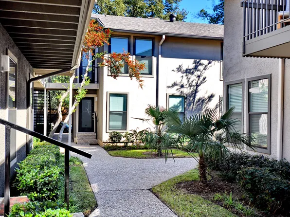 La Cima Newport Condos