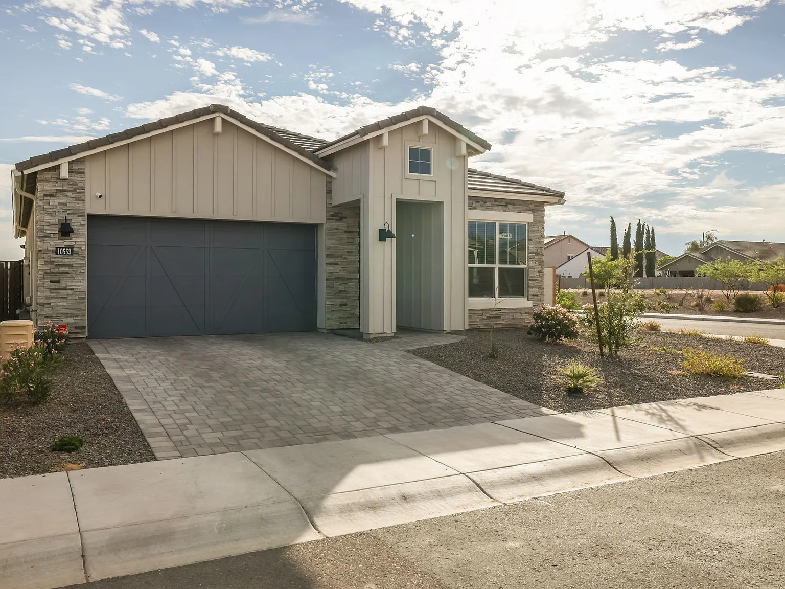 3 bed, 1611 sqft, $4,500 — Photo 2