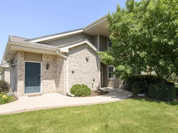 18520 Emerald CIRCLE #D, Brookfield, WI 53045