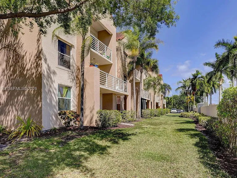 2711 Ocean Club Blvd #203 — Photo 26