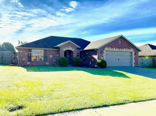 1805 SW Elington St, Bentonville, AR 72713