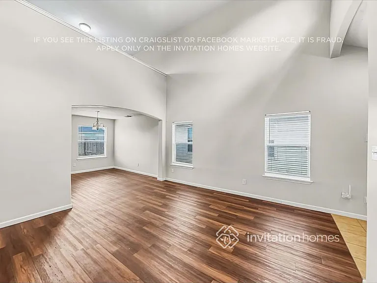 8542 Doskocil Dr — Photo 6