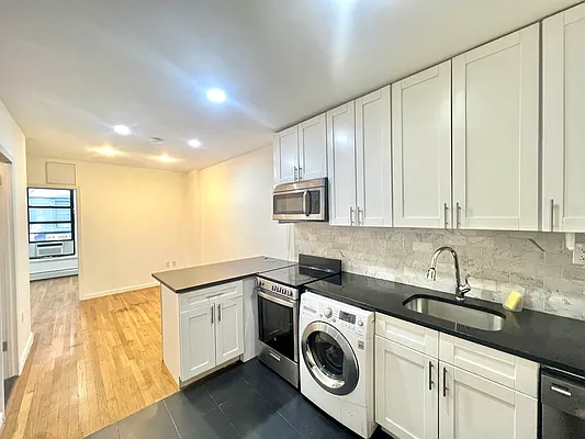 Rented by Nolita Group | media 8