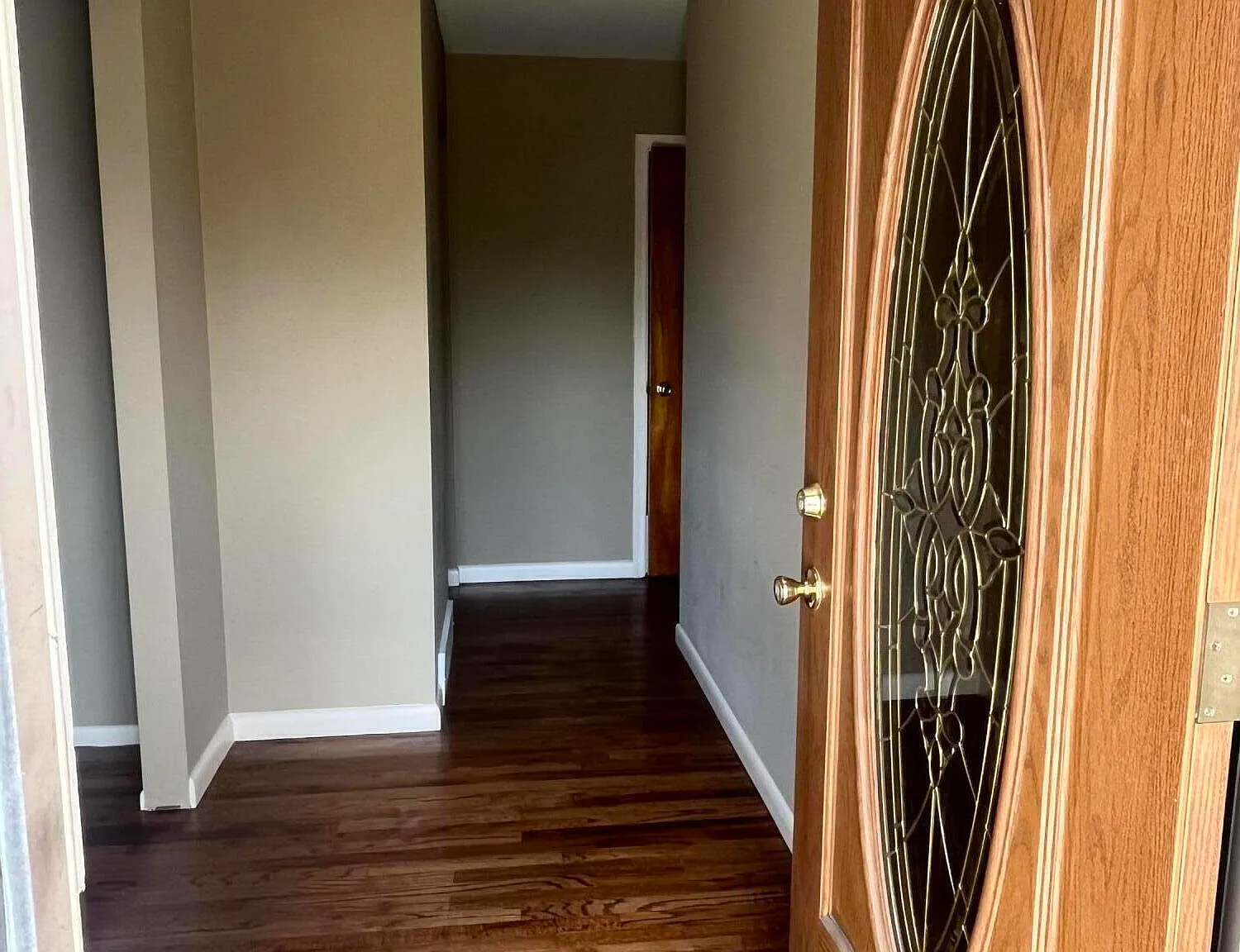 3 bed, 1436 sqft, $3,200 — Photo 2