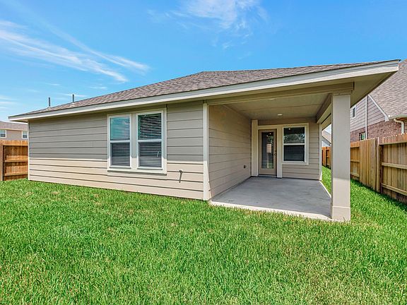 3rd image of 4411 Pale Fox Ln