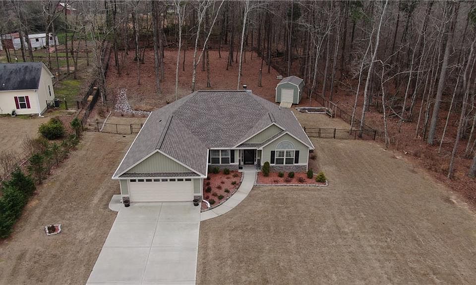 2nd image of 67 Silver Pine Ct