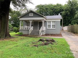 2123 N Shipp Ave, Newton, NC 28658