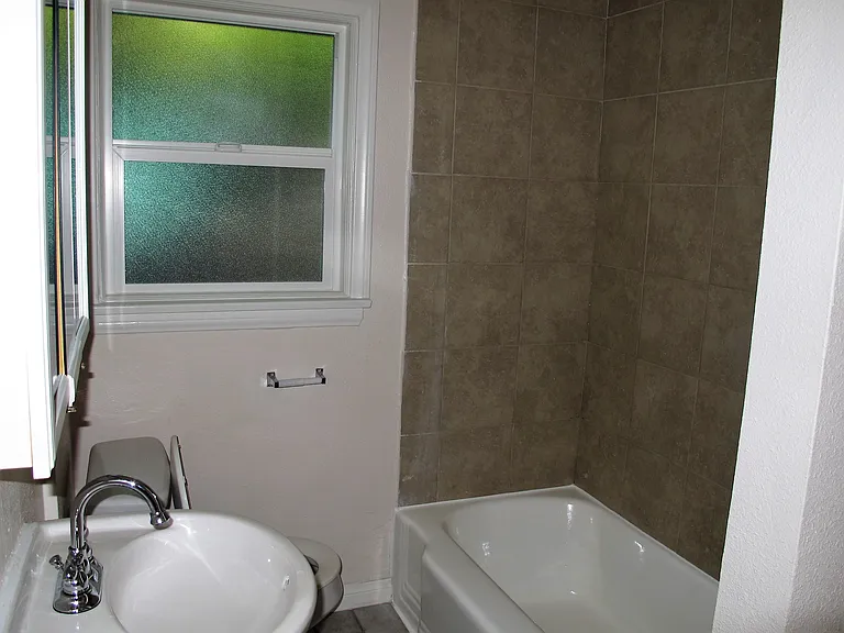 3354 Norton Ave #D — Photo 18