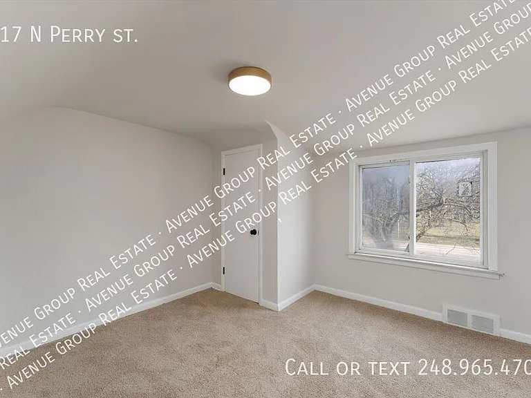 917 N Perry St — Photo 25