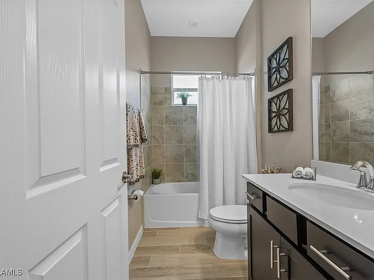 5994 Berwick Lane Ave — Photo 9