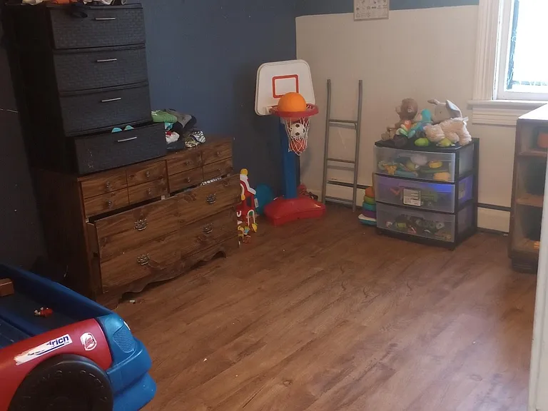 139 South St #4 — Photo 3