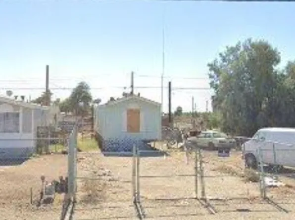 269 E 5th St, Niland, CA 92257