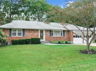 26 E Masem Sq, East Patchogue, NY 11772