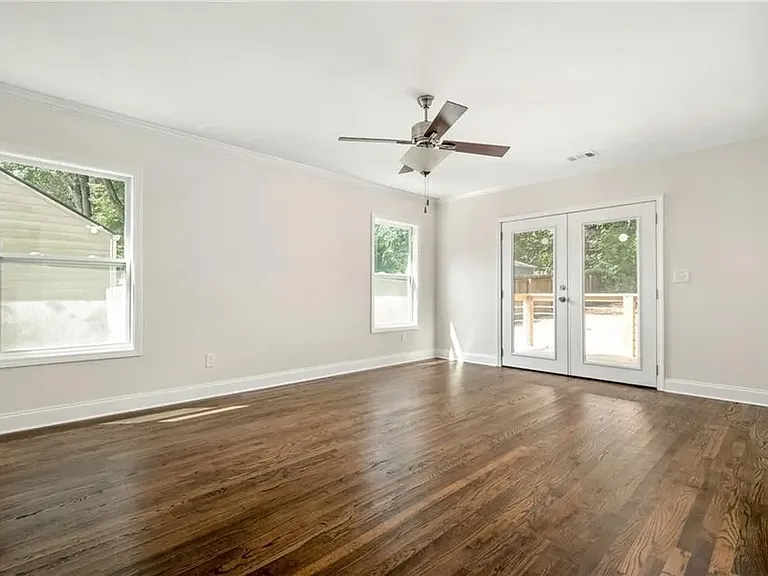 623 Quillian Ave — Photo 12