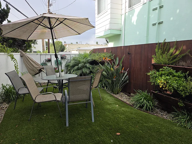 3004 Kelton Ave #C — Photo 30