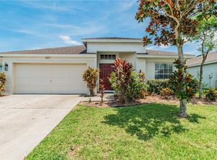 30417 Annadale Dr, Wesley Chapel, FL 33545