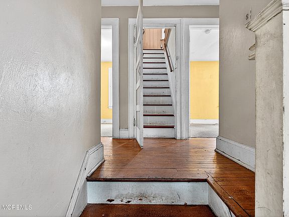 4th image of 126 Jones Avenue
