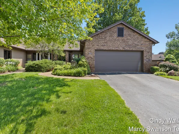 3283 Johnson Ct SW, Grandville, MI 49418