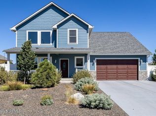 405 S 93rd Ave, Yakima, WA 98908