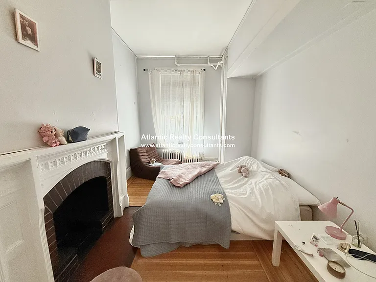 178 Marlborough St #4 — Photo 6