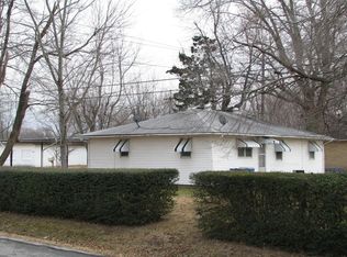 1002 S Main St, Bentonville, AR 72712