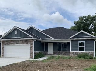 403 Grapevine Ct, Columbia, MO 65203