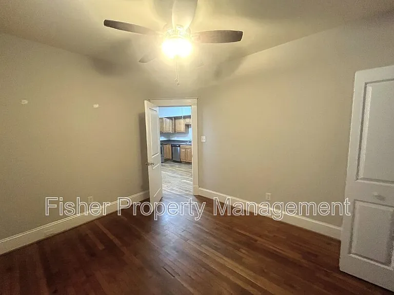1514 Bainbridge St #A — Photo 10